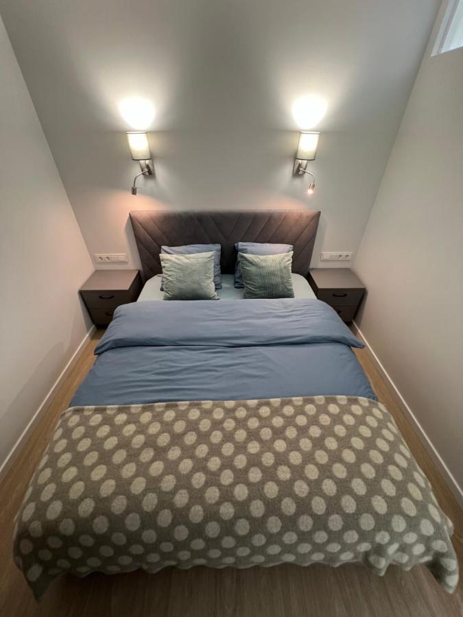 Bell Tower Apartment Plunge Luaran gambar