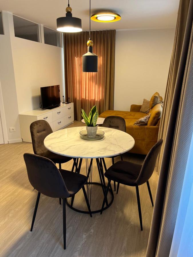 Bell Tower Apartment Plunge Luaran gambar